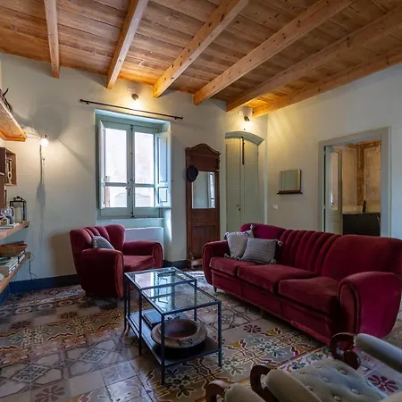 Ladiri - Antica Dimora In Terra Cruda Holiday home *