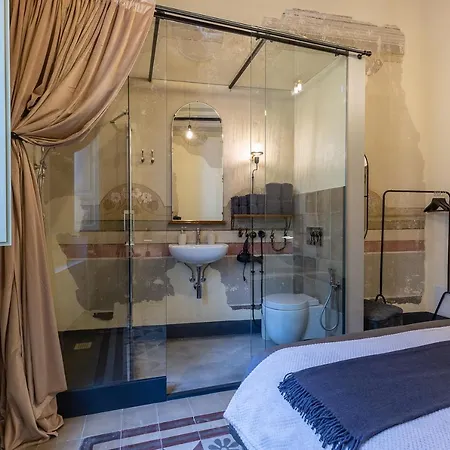 Vakantiehuis Ladiri - Antica Dimora In Terra Cruda Sìnnai