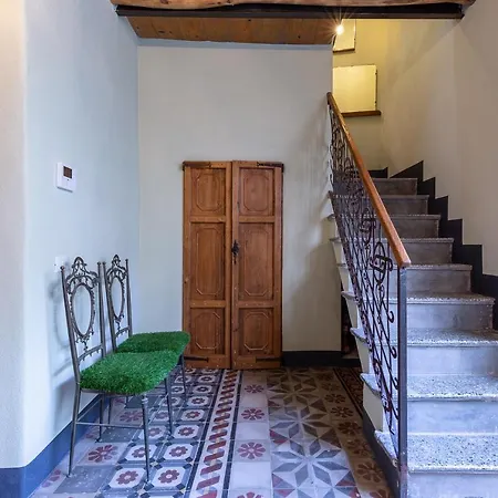 Ladiri - Antica Dimora In Terra Cruda Ferienhaus